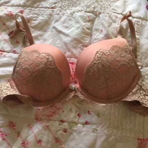 COPY - Victoria secret bra 32B